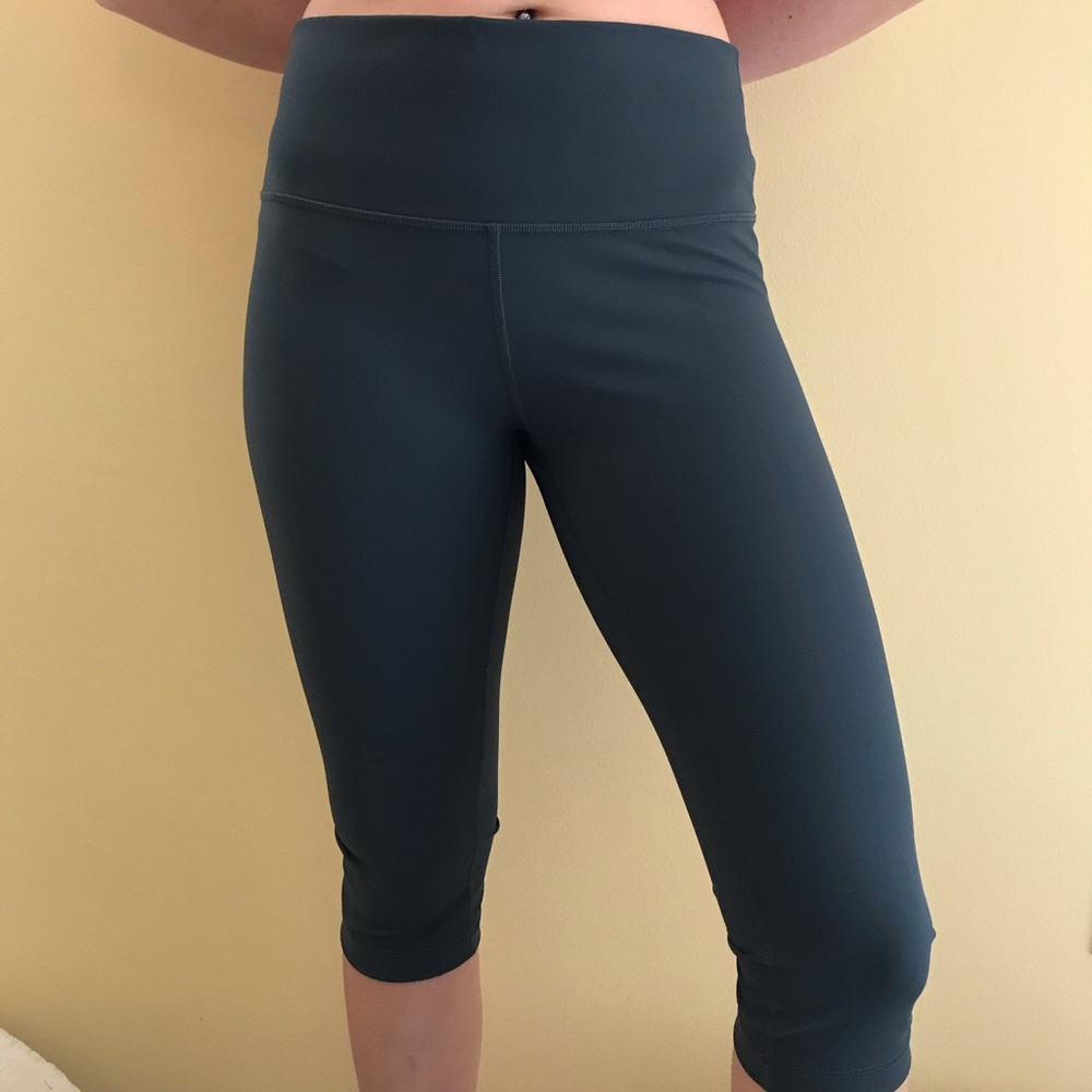 LuluLemon gray leggings